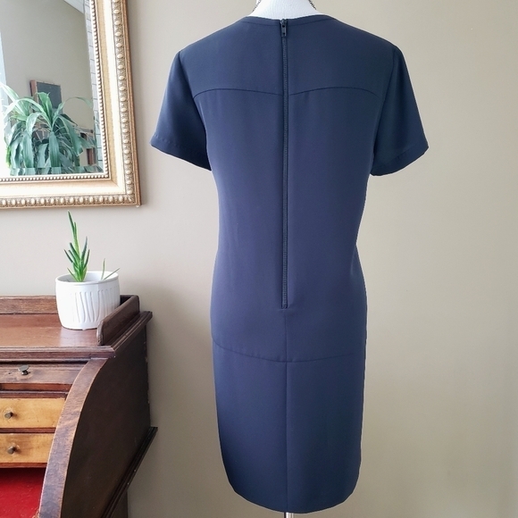 Theory Eliora Shift Dress in Maritime Navy Blue Madera Crepe Short Sleeve 12 - Picture 7 of 13